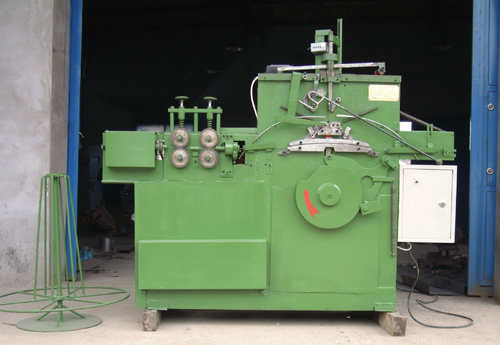 最新の会社の事例について US Customer Orders Complete Wire Hanger Electrostatic Powder Coating Plant with Spraying and Drying Line