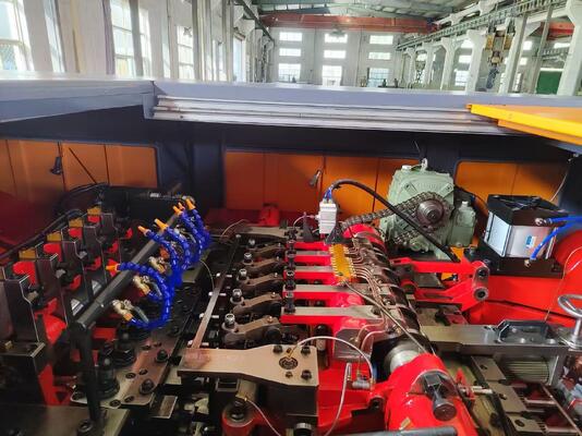 DURAブランド ブラインドリベット冷間圧造機 高精度380Vリベット製造機 ステンレス鋼用 5ダイ5ブロータイプ